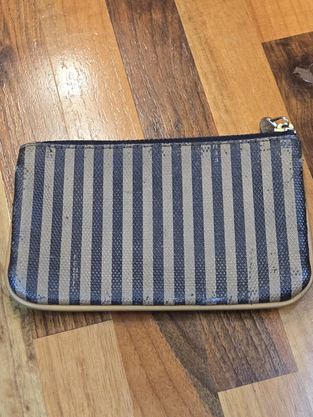 Vintage Fendi Pequin Striped Zippered Pouch - Mini Coin Purse Wallet - Picture 11 of 13